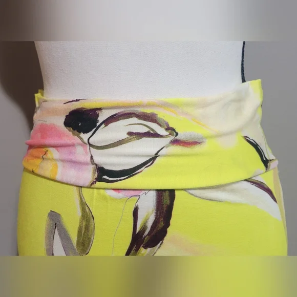 Haystacks Yellow Floral Skirt - Picture 4 of 4